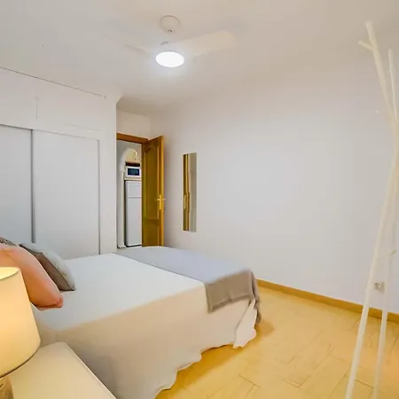 Apartment Yate Iv